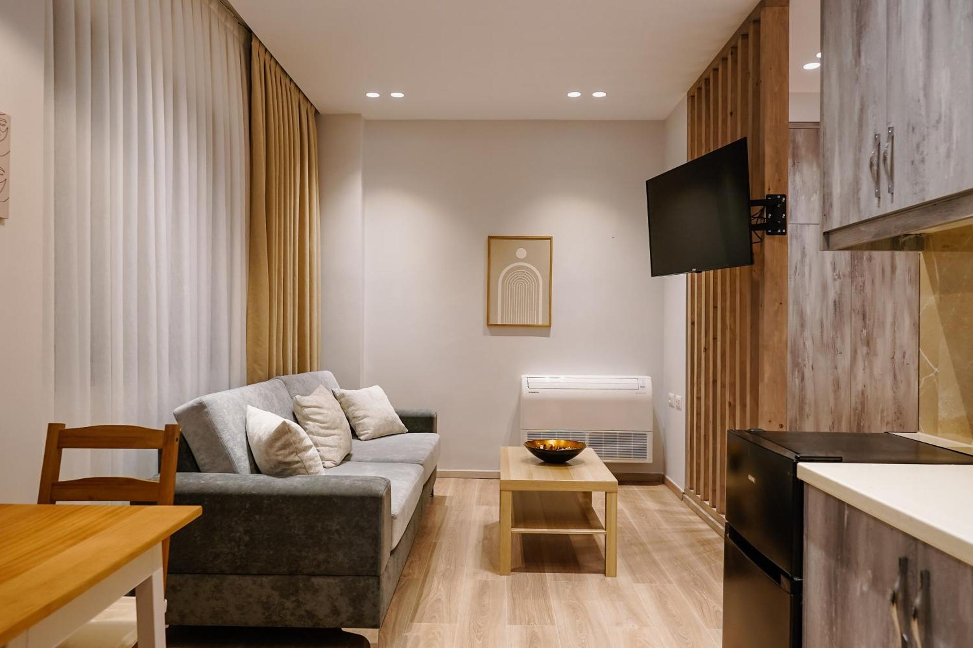 Asimenja'S Studios Gjirokastër المظهر الخارجي الصورة